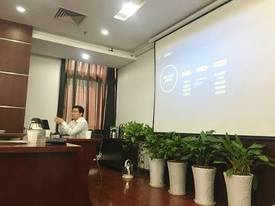 1524128913254145.jpg 圖片關(guān)鍵詞